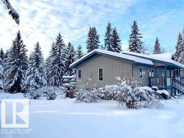 635044 RGE ROAD 230.6 — Rural Athabasca County, Alberta - Photo 2 of 39