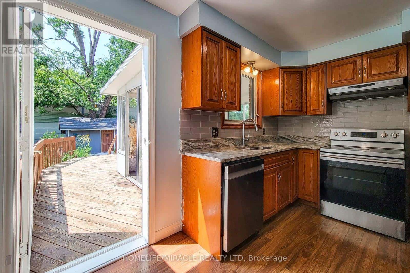 Niagara Falls (Morrison) — Niagara Falls (Morrison) - Photo 2 of 39