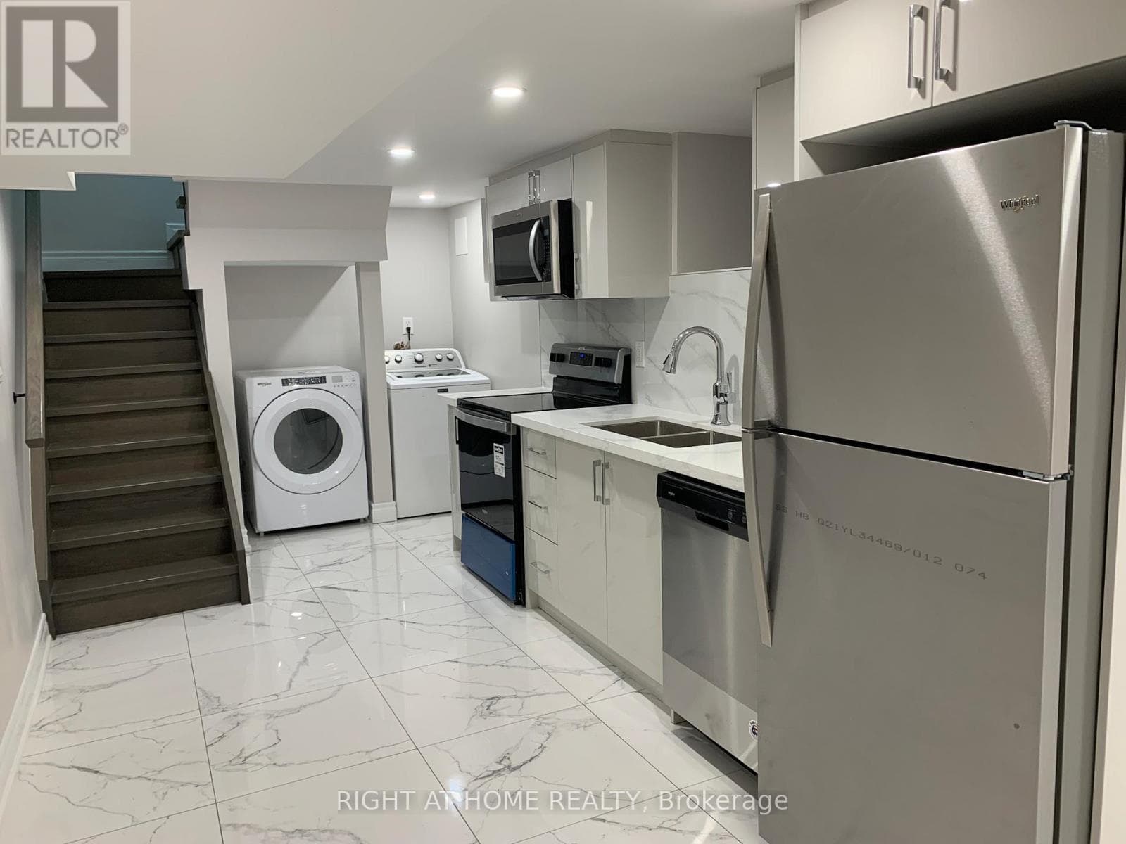 Toronto (University) — Toronto (University) - Main photo