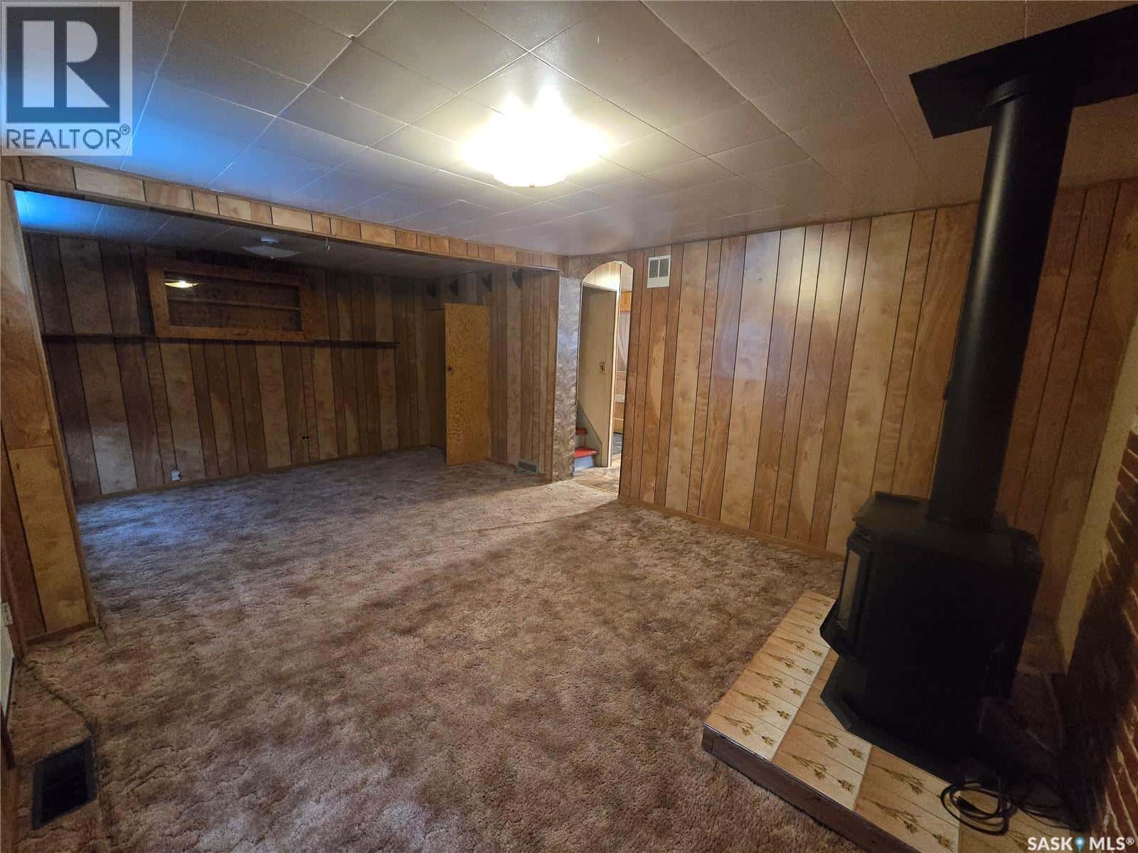 409 Sullivan STREET — Stoughton, Saskatchewan - Photo 4 of 12