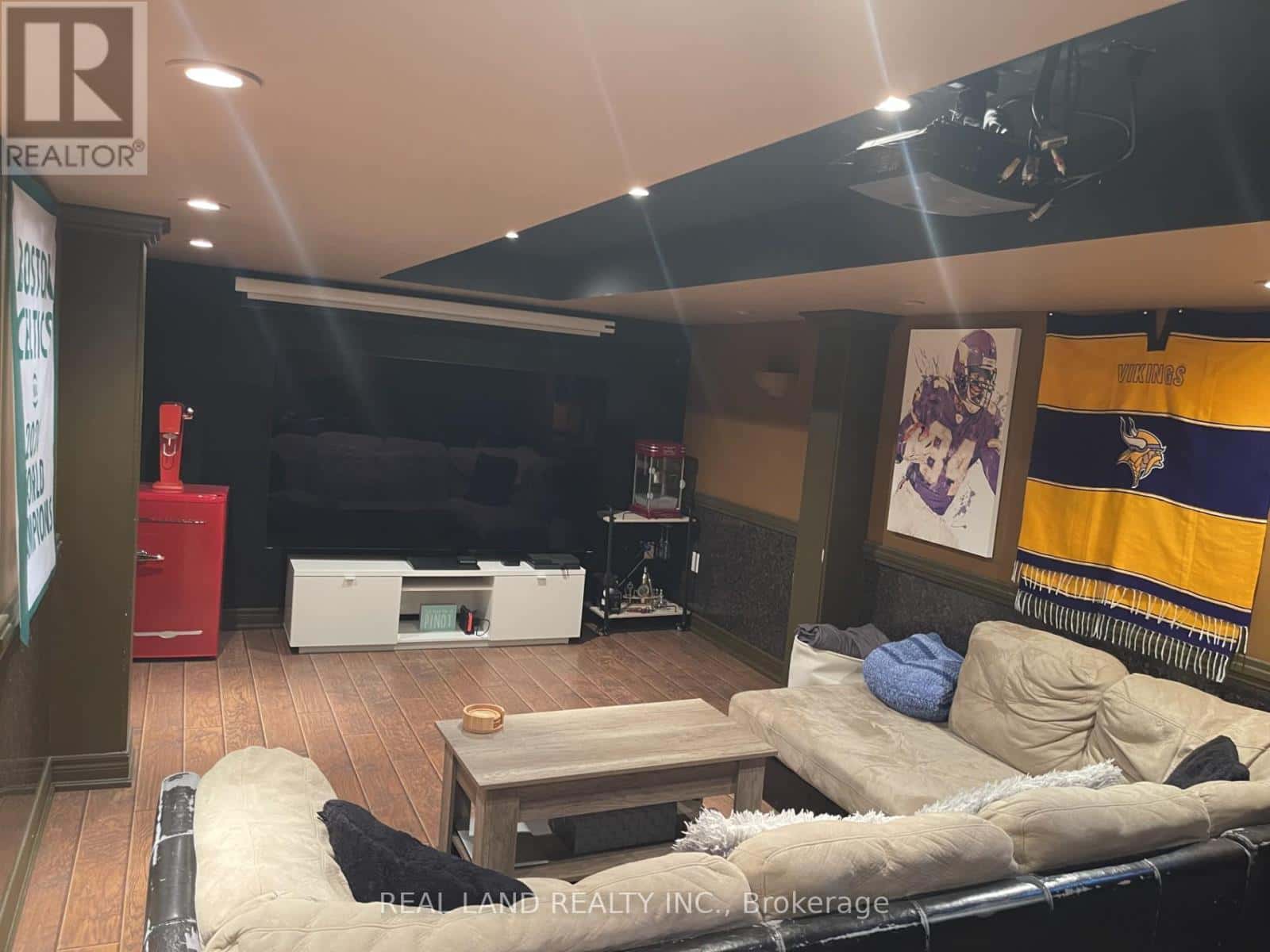 Markham (Greensborough) — Markham (Greensborough) - Photo 3 of 9