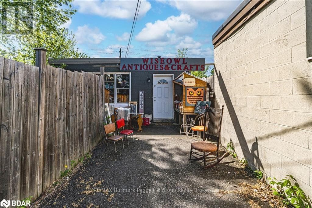 27 QUEEN STREET WEST — Springwater (Elmvale) - Main photo