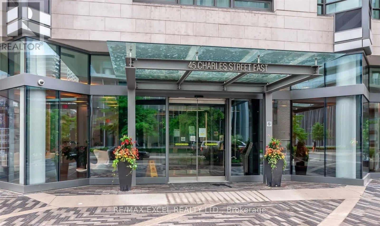 1805 - 45 CHARLES STREET E — Toronto (Church-Yonge Corridor), Ontario - Photo 2 of 14