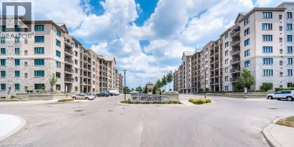 Waterloo — Waterloo - Photo 2 of 40