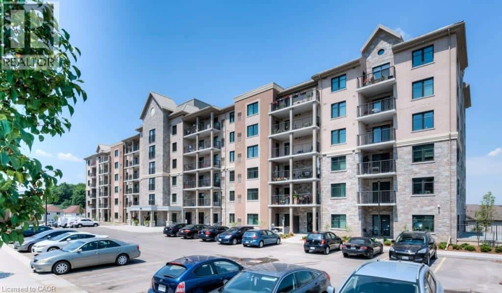 Waterloo — Waterloo - Photo 3 of 40