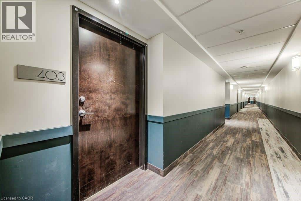 Waterloo — Waterloo - Photo 4 of 40