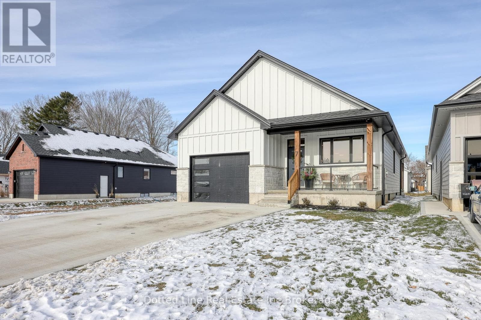 7 CHARLES COURT — Bayham (Port Burwell), Ontario - Main photo