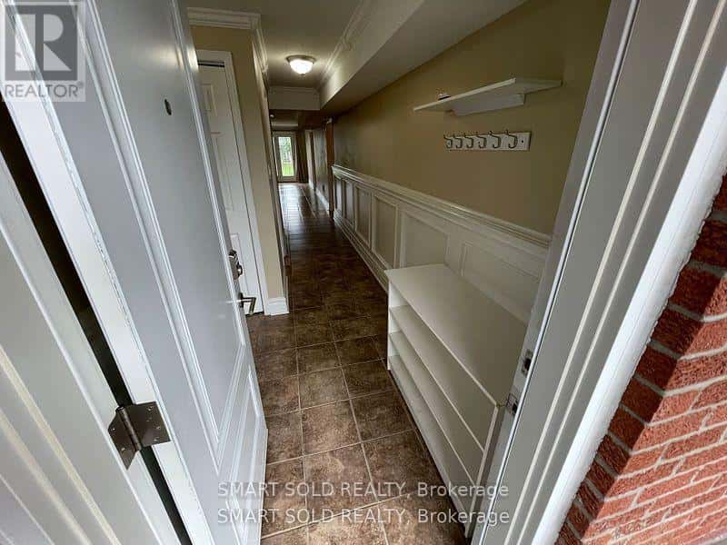 Mississauga (Rathwood) — Mississauga (Rathwood) - Photo 5 of 17