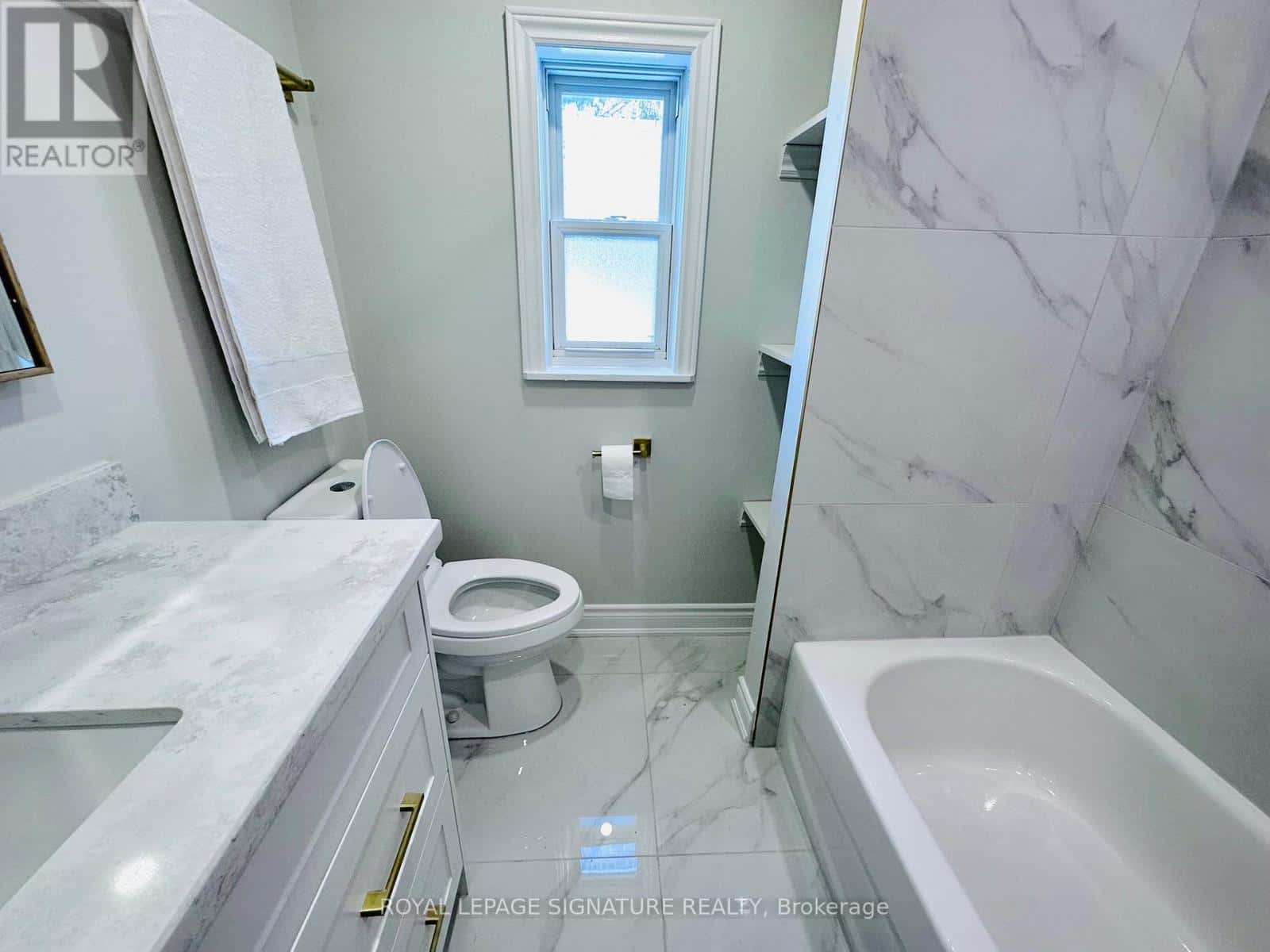 Toronto (Bendale) — Toronto (Bendale) - Photo 3 of 15