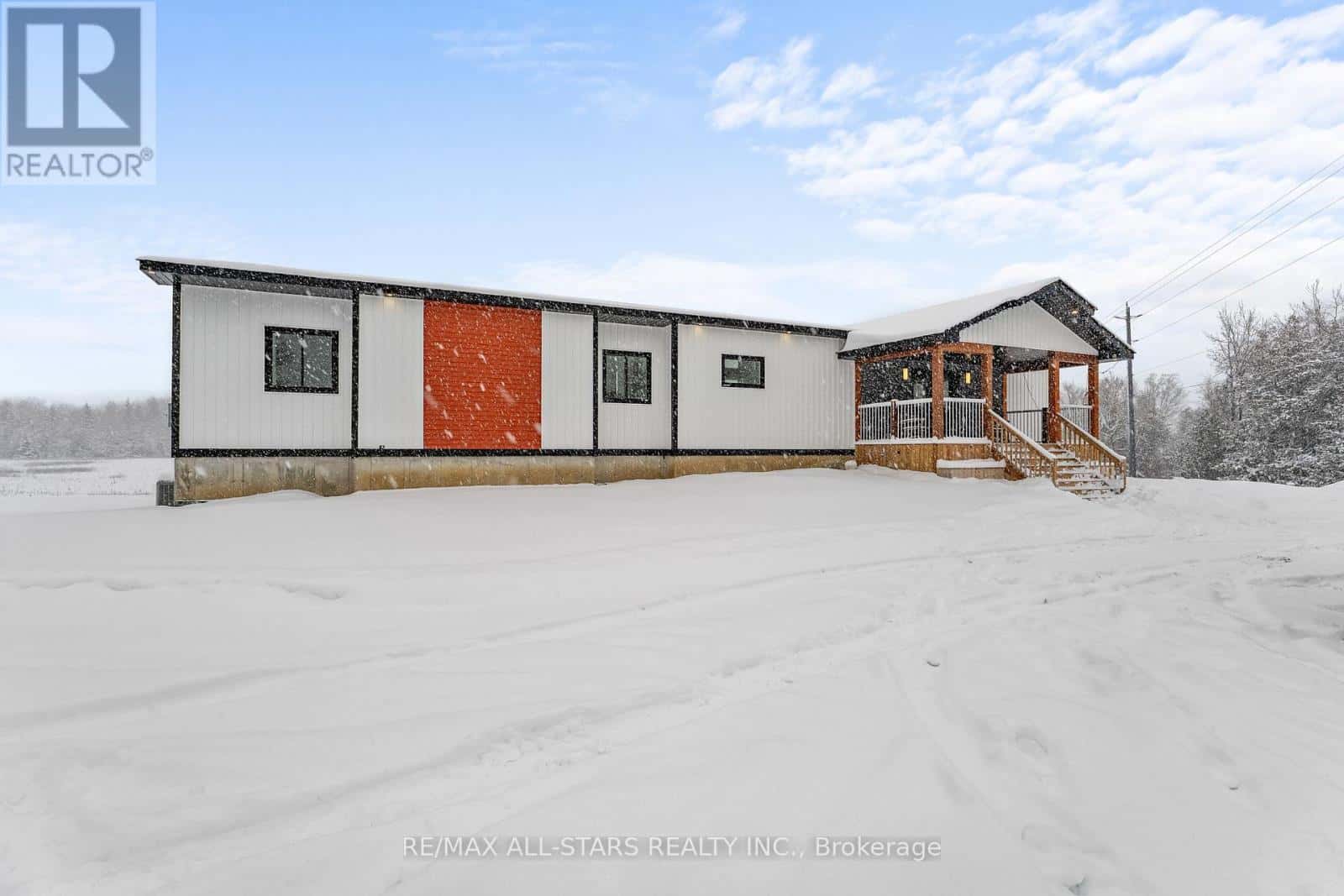 1062 NORTHLINE ROAD — Kawartha Lakes (Fenelon Falls), Ontario - Photo 2 of 36