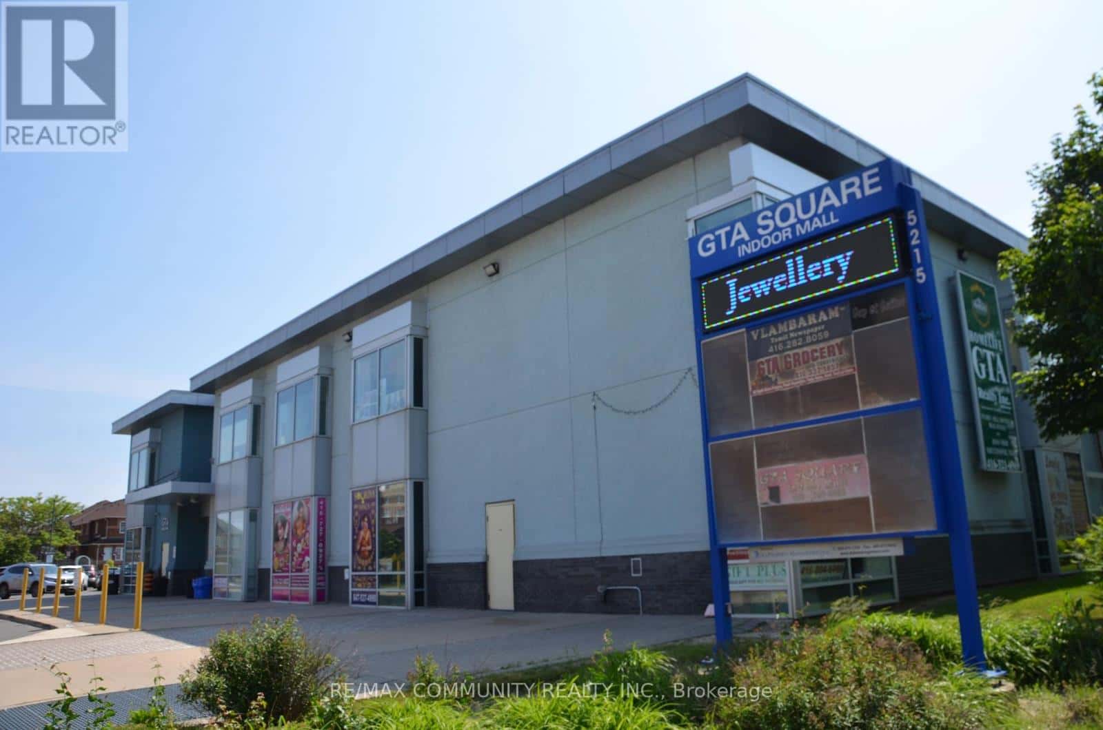 112 - 5215 FINCH AVENUE E — Toronto (Agincourt North) - Photo 3 of 14