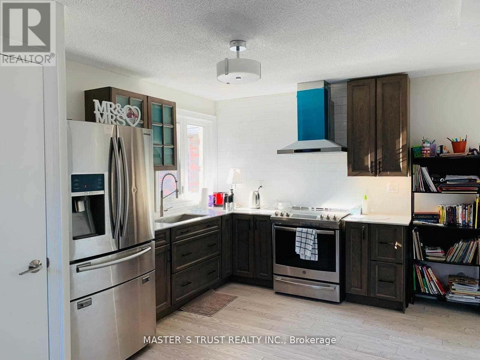 Toronto (Agincourt North) — Toronto (Agincourt North) - Photo 2 of 6