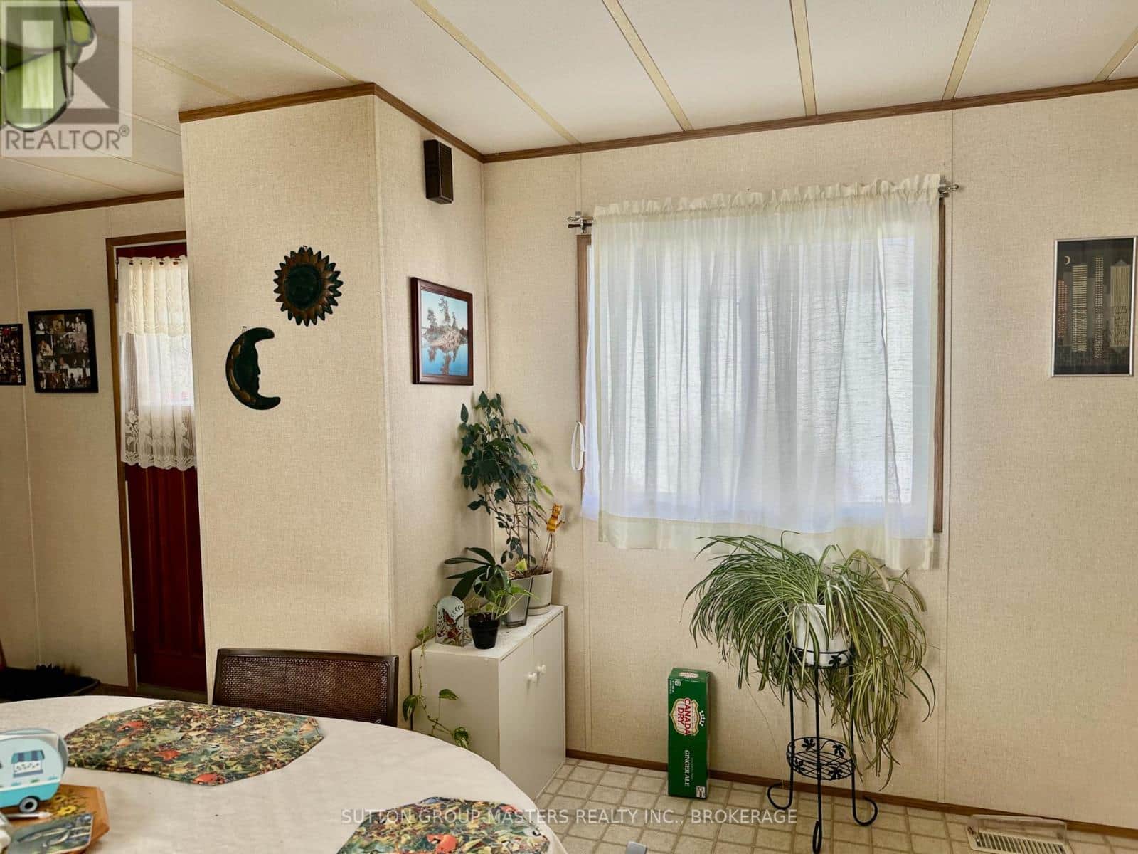 9 MAPLE DRIVE - Photo 5 of 25, Greater Napanee (Greater Napanee), Ontario