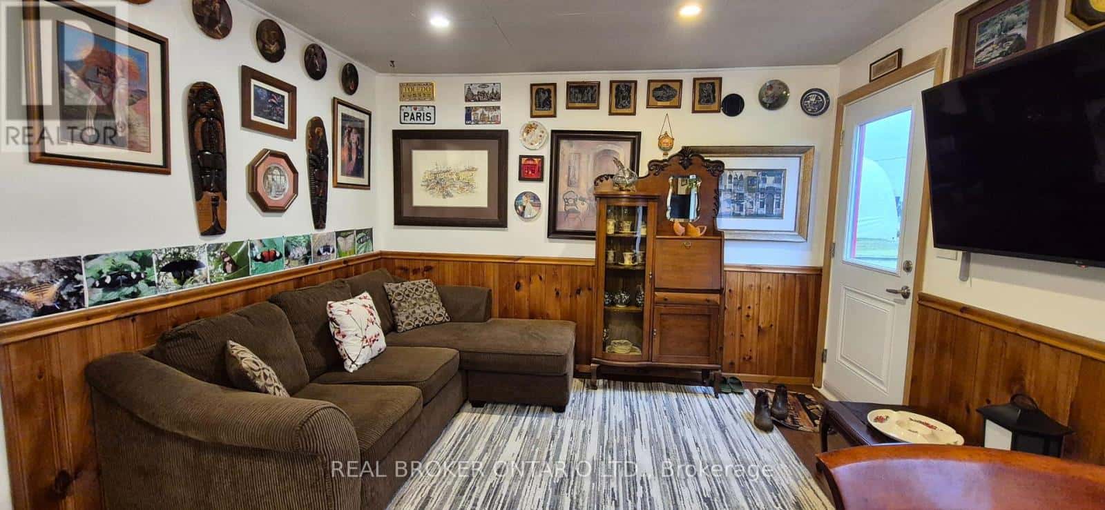 Clarington — Clarington - Photo 5 of 15