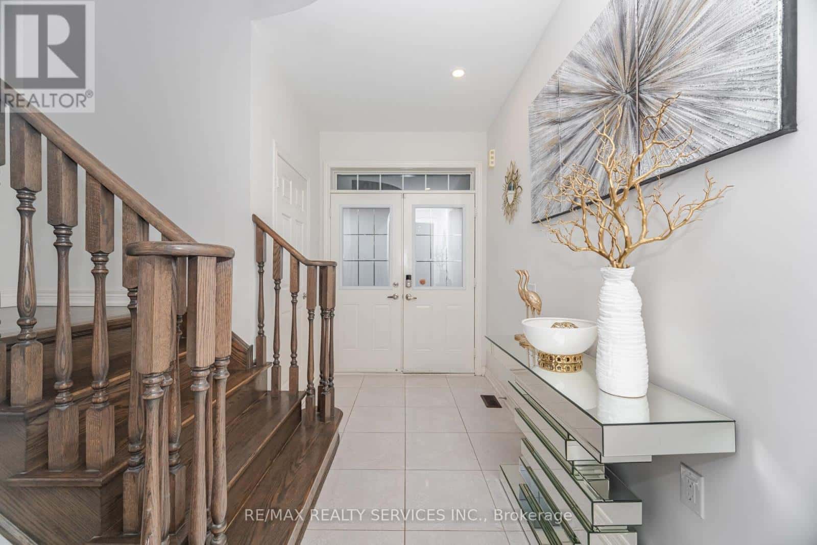 52 BLACKBERRY VALLEY CRESCENT — Caledon, Ontario - Photo 3 of 50