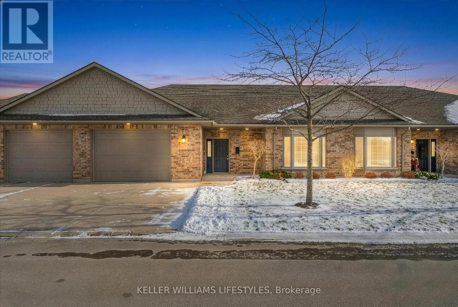 21 - 5969 TOWNSEND LINE — Lambton Shores (Forest), Ontario - Main photo