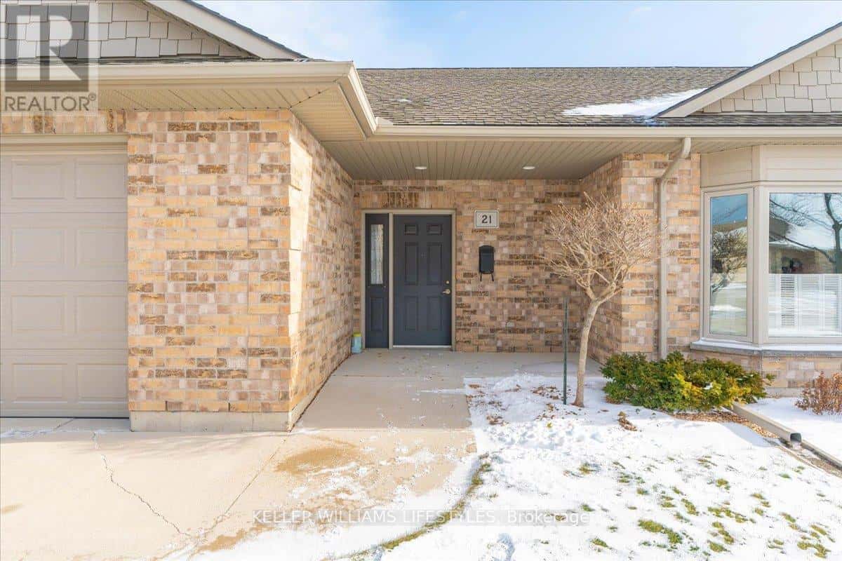 21 - 5969 TOWNSEND LINE — Lambton Shores (Forest), Ontario - Photo 5 of 50