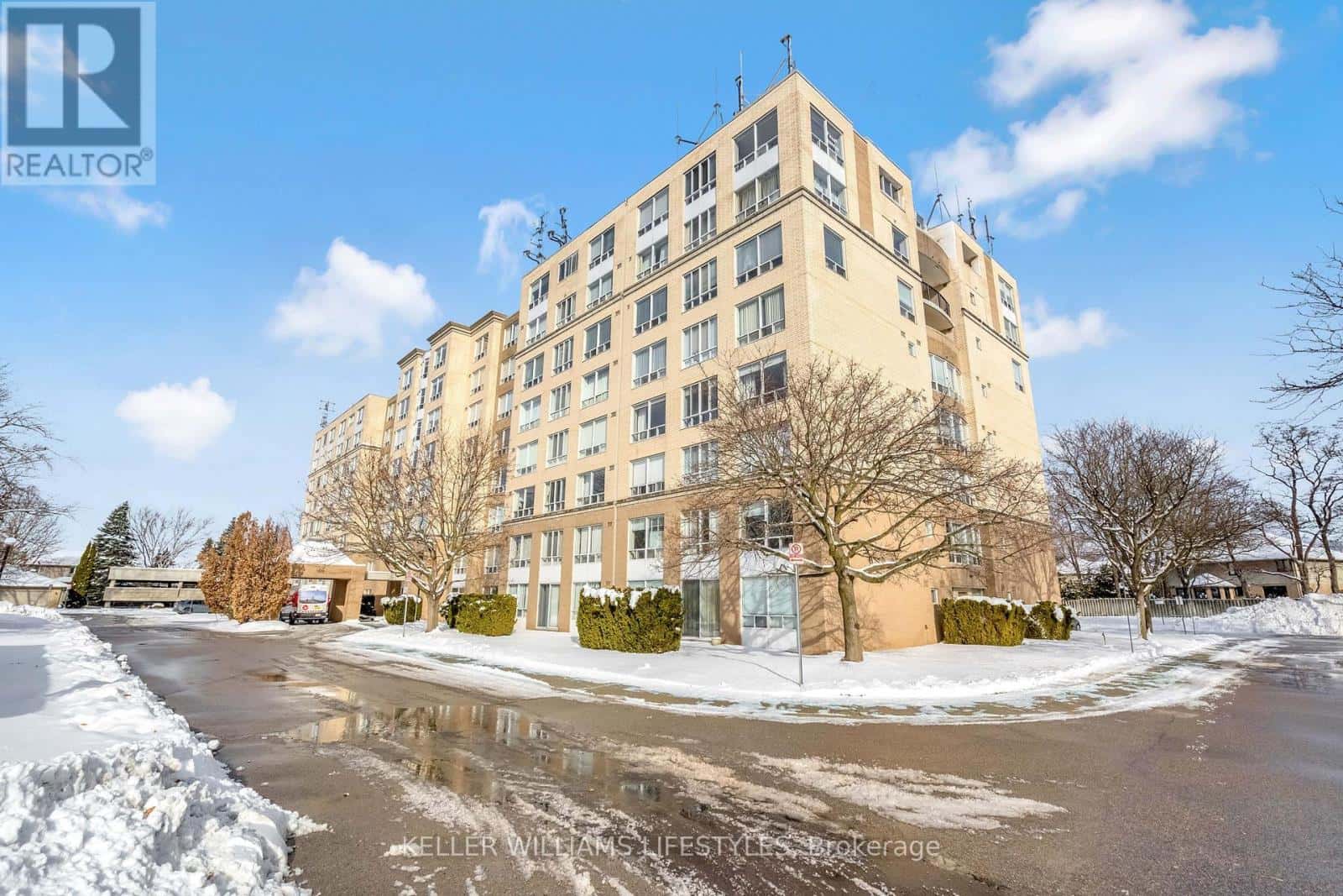 1510 Richmond Street 802