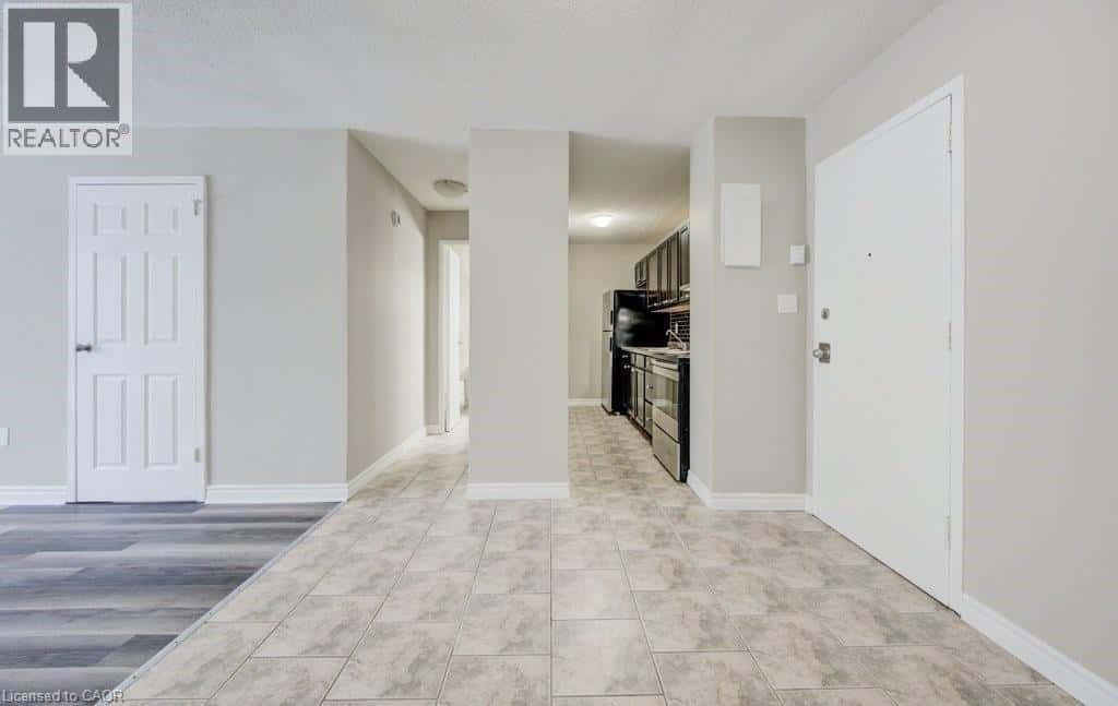 Cambridge — Cambridge - Photo 3 of 16