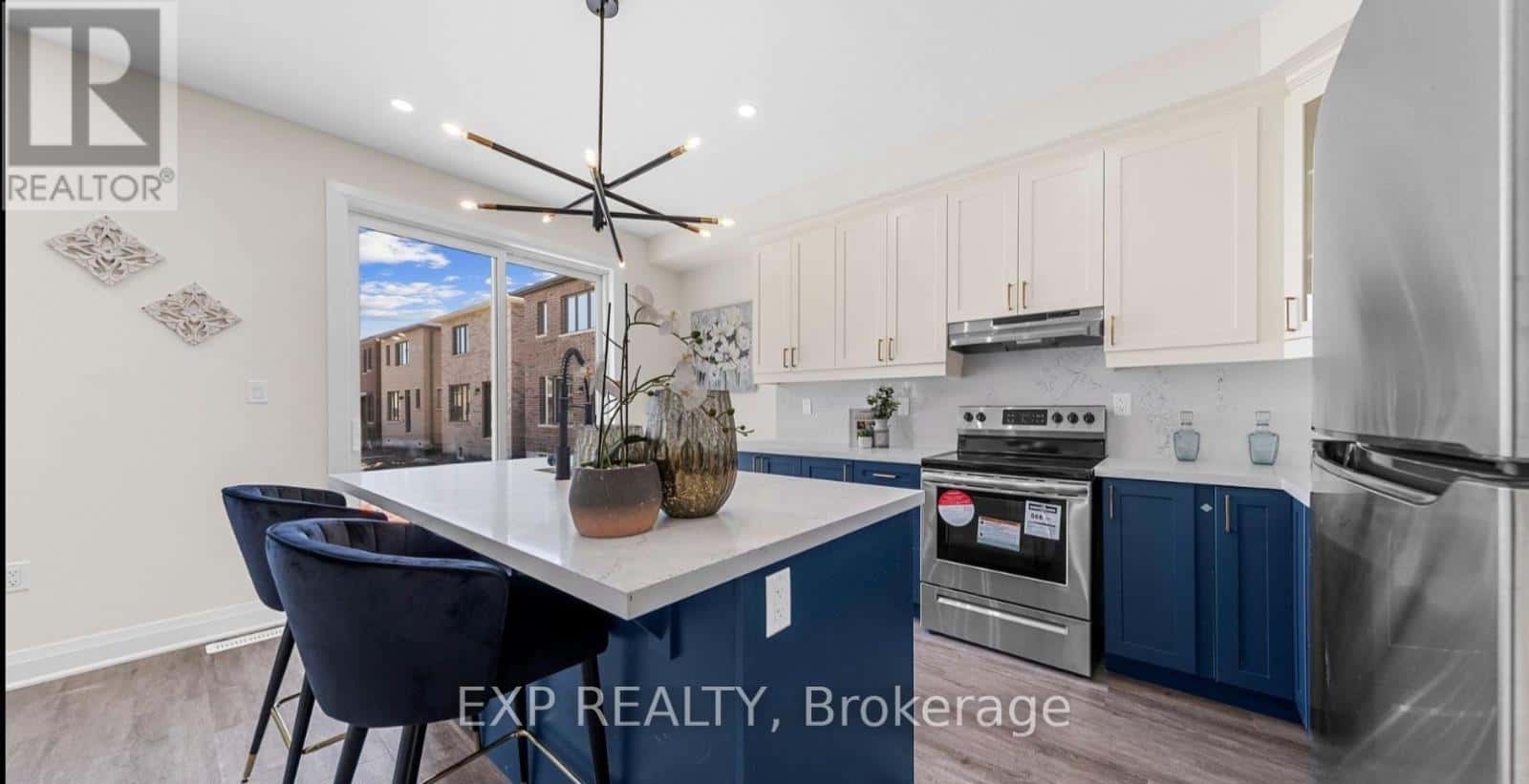 Pickering — Pickering - Photo 2 of 19