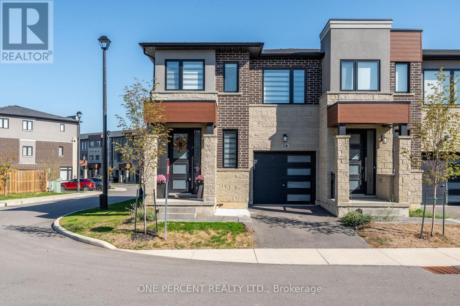 24 SOUTHAM LANE — Hamilton (Mountview), Ontario - Main photo