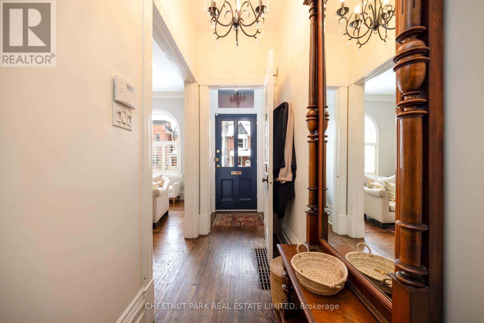 Toronto (Cabbagetown-South St. James Town) — Toronto (Cabbagetown-South St. James Town) - Photo 3 of 46