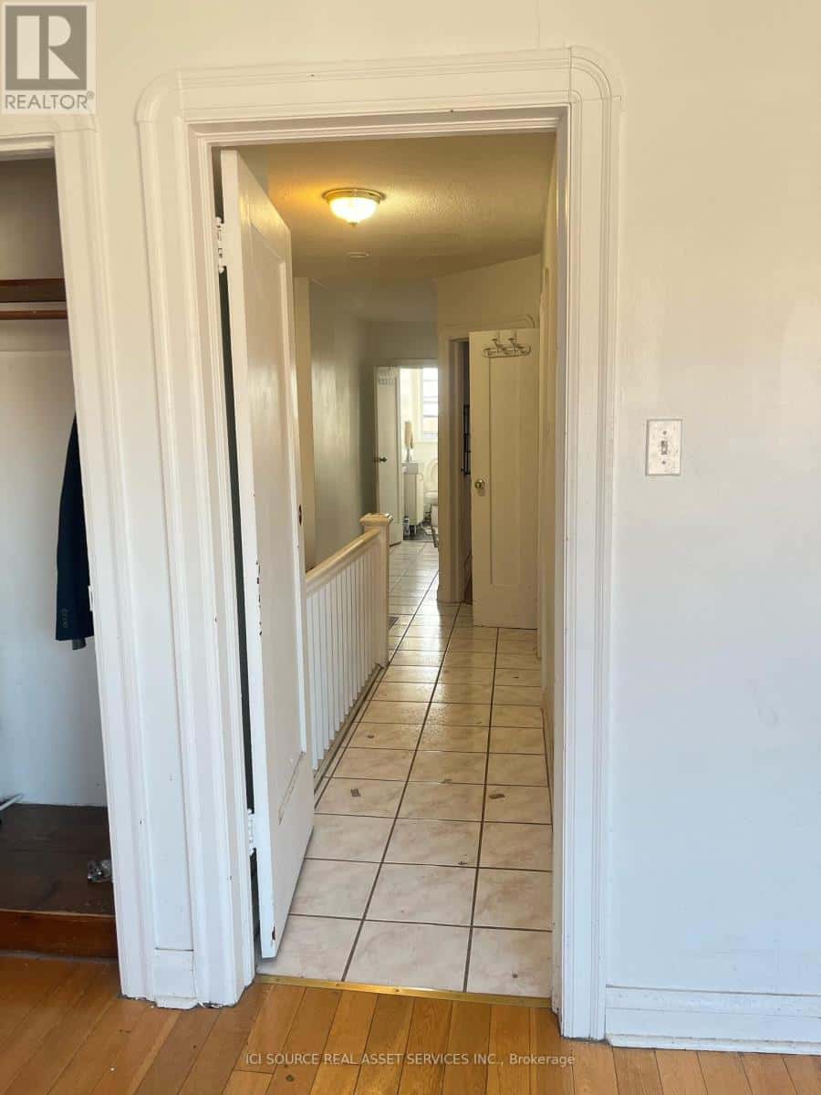 2 - 56 MARKHAM STREET — Toronto (Trinity-Bellwoods) - Photo 4 of 20