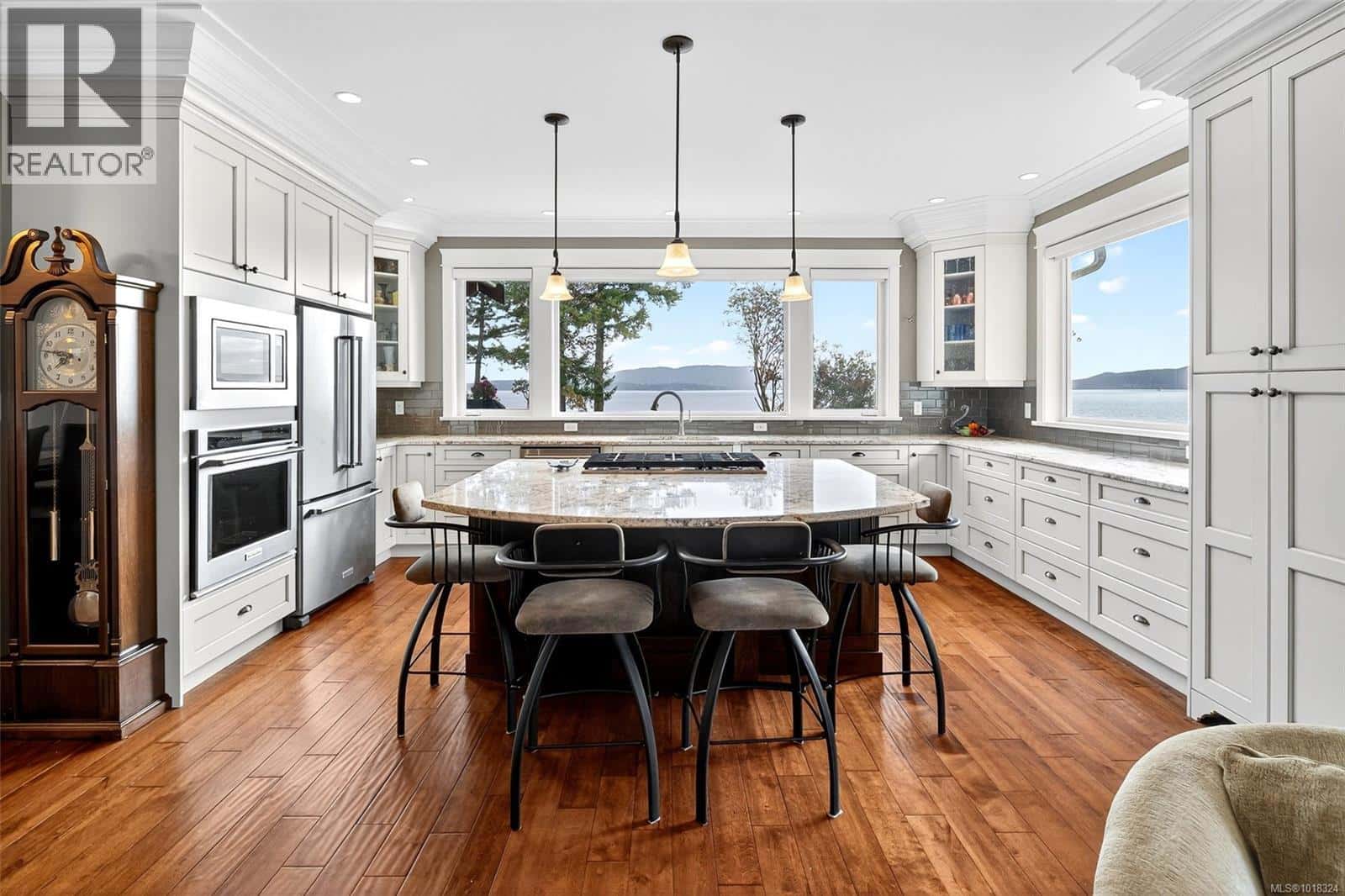 2851 Whiskey Point Road