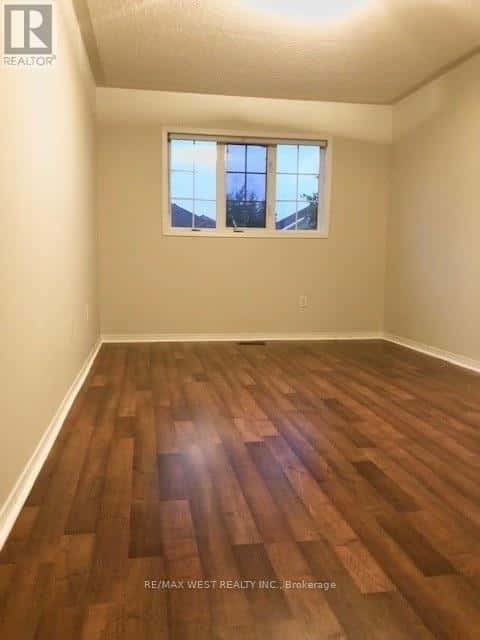 Brampton (Fletcher's Meadow) — Brampton (Fletcher's Meadow) - Photo 4 of 9