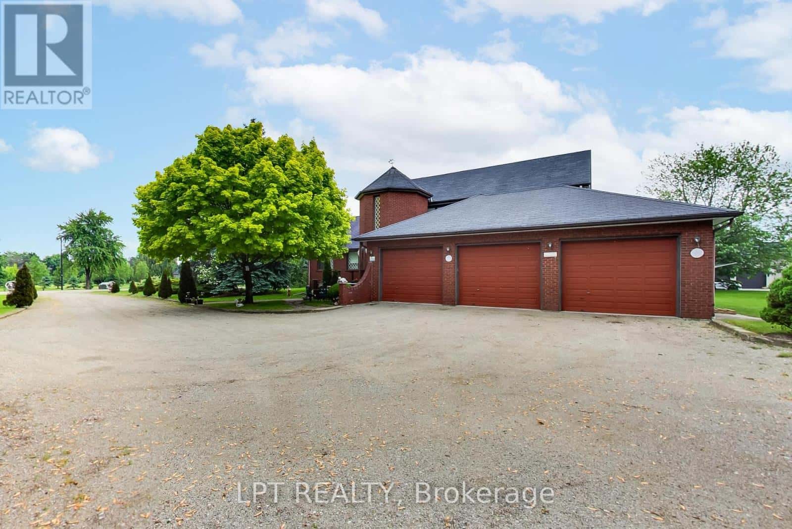 6 FENTON WAY — Brampton (Toronto Gore Rural Estate), Ontario - Photo 5 of 48