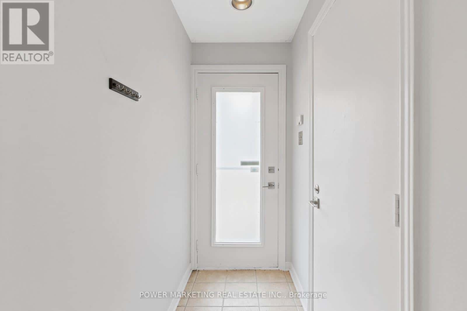 Ottawa — Ottawa - Photo 4 of 35