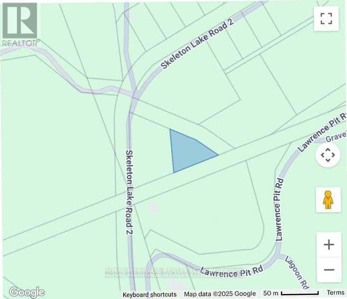 1043 LAWRENCE PIT ROAD — Muskoka Lakes (Watt), Ontario - Photo 2 of 6