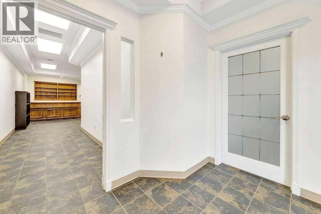 Lloydminster — Lloydminster - Photo 3 of 34