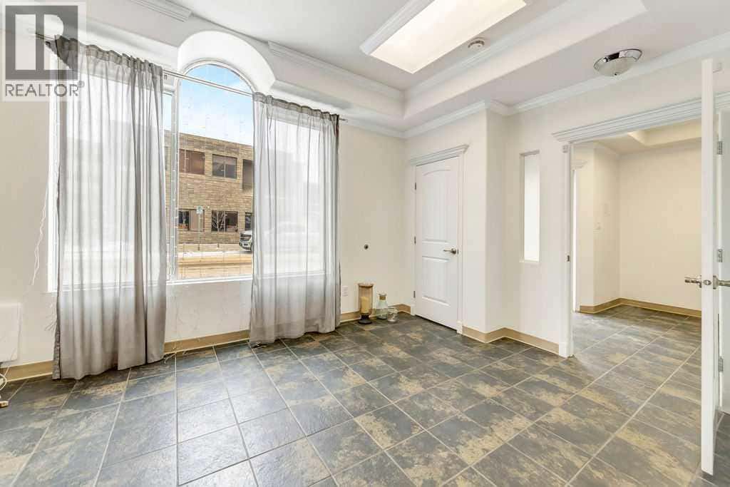 Lloydminster — Lloydminster - Photo 4 of 34