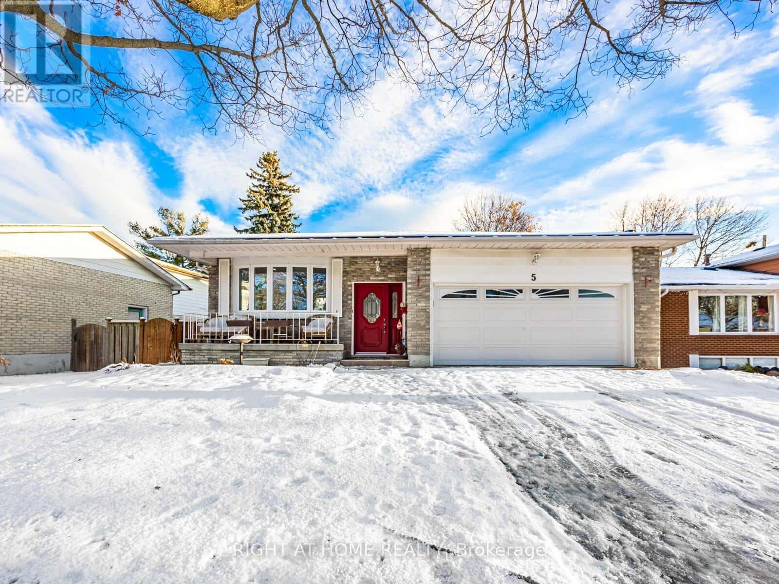 5 FOORD ROAD — Ajax (South East), Ontario - Photo 2 of 30