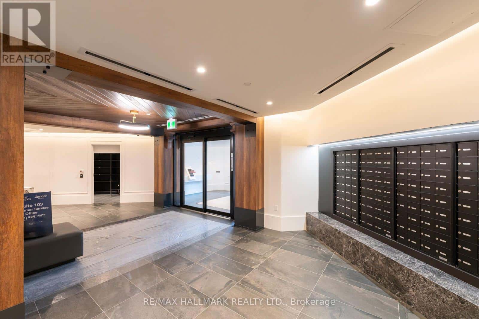 King (King City) — King (King City) - Photo 2 of 20