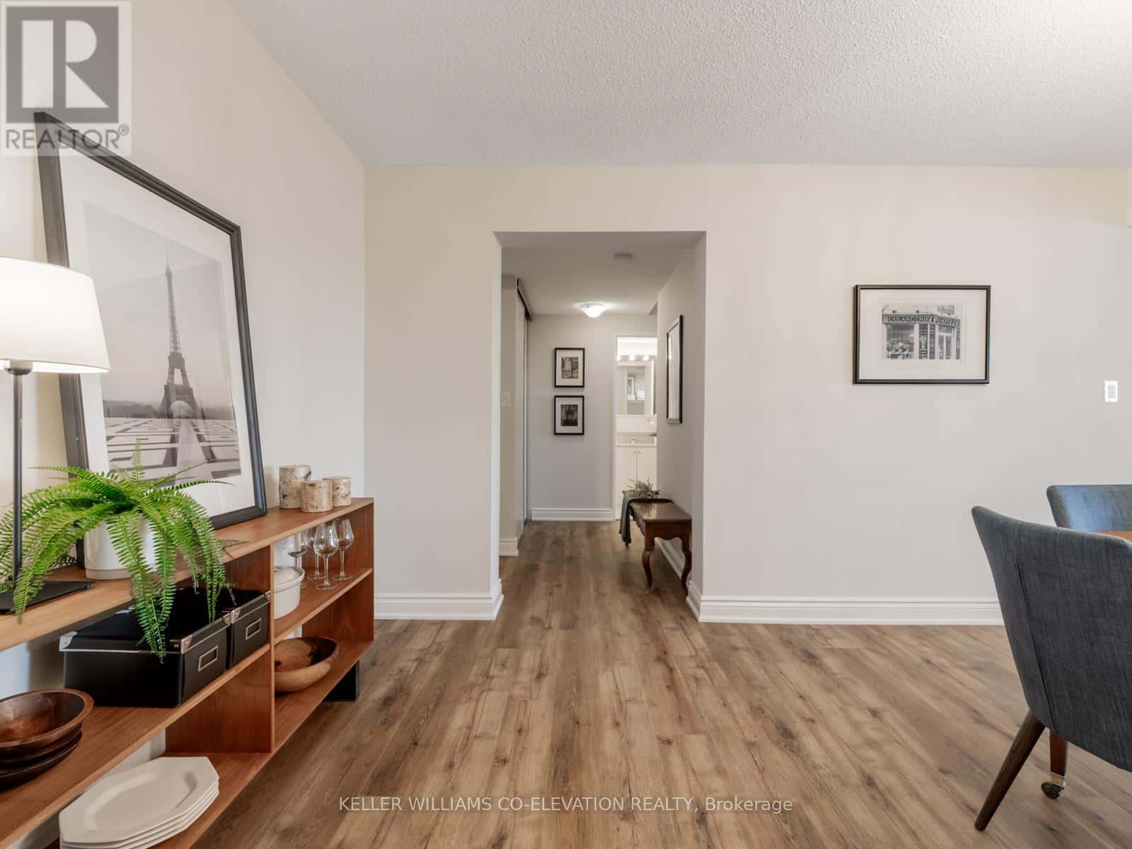 709 - 240 SCARLETT ROAD — Toronto (Rockcliffe-Smythe), Ontario - Photo 5 of 48