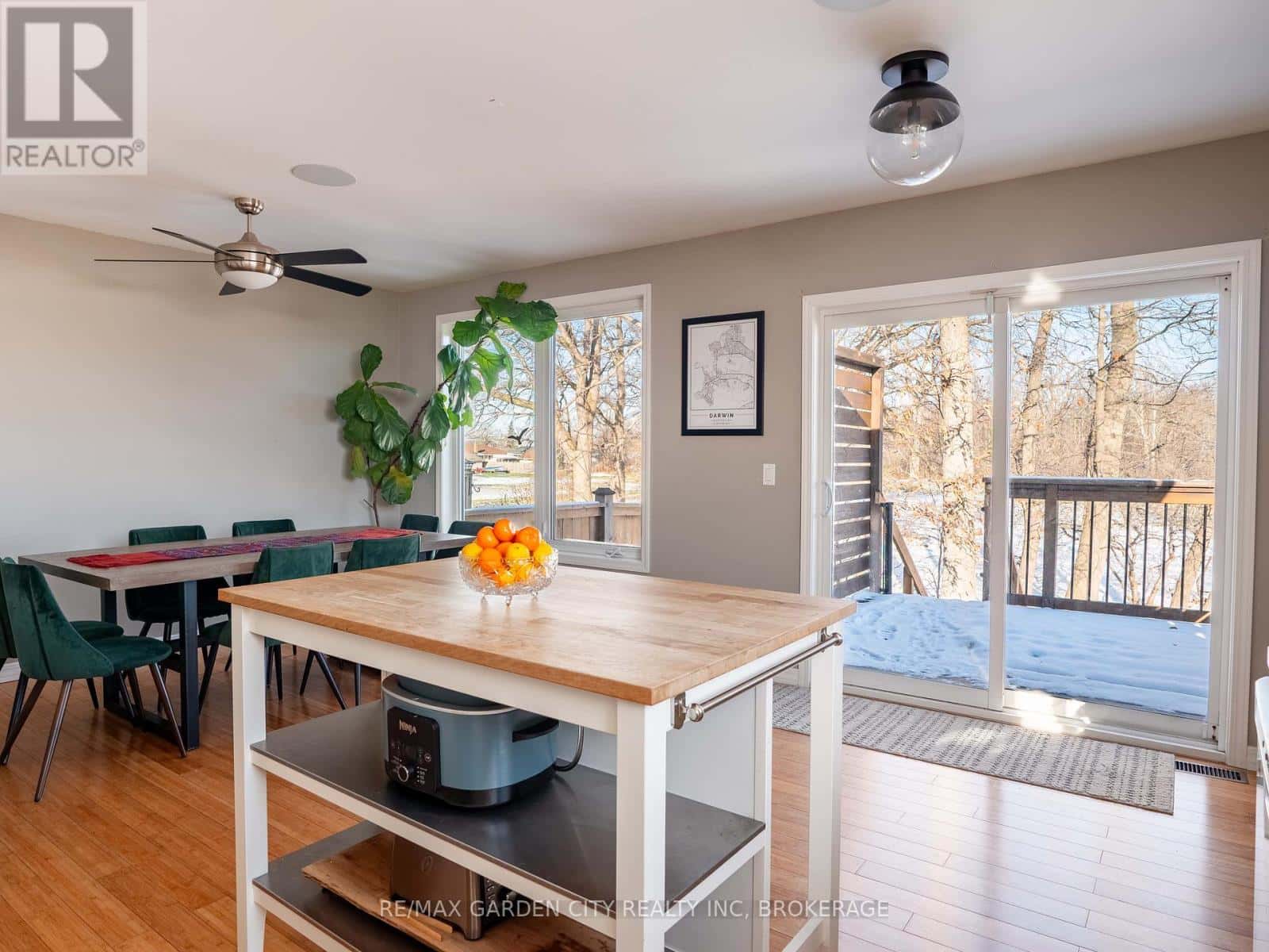 629 BROADWAY AVENUE — Welland (Broadway), Ontario - Photo 4 of 42