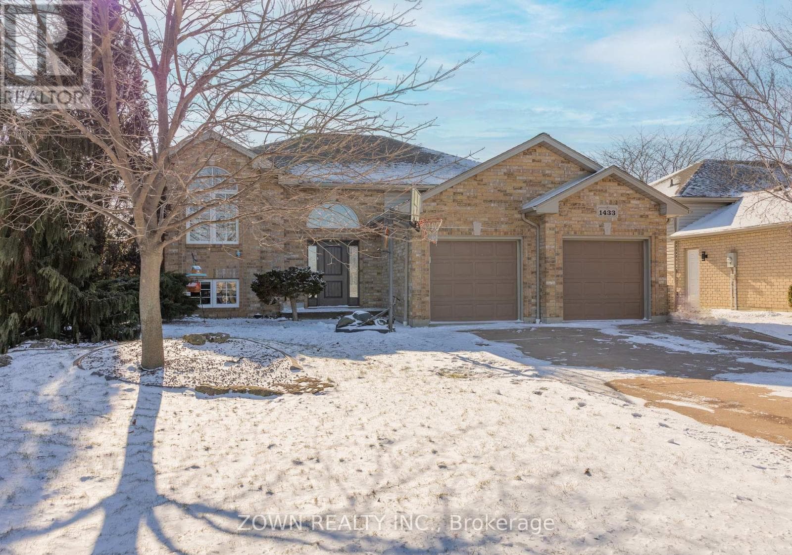 1433 GIRARD DRIVE — Lakeshore, Ontario - Main photo