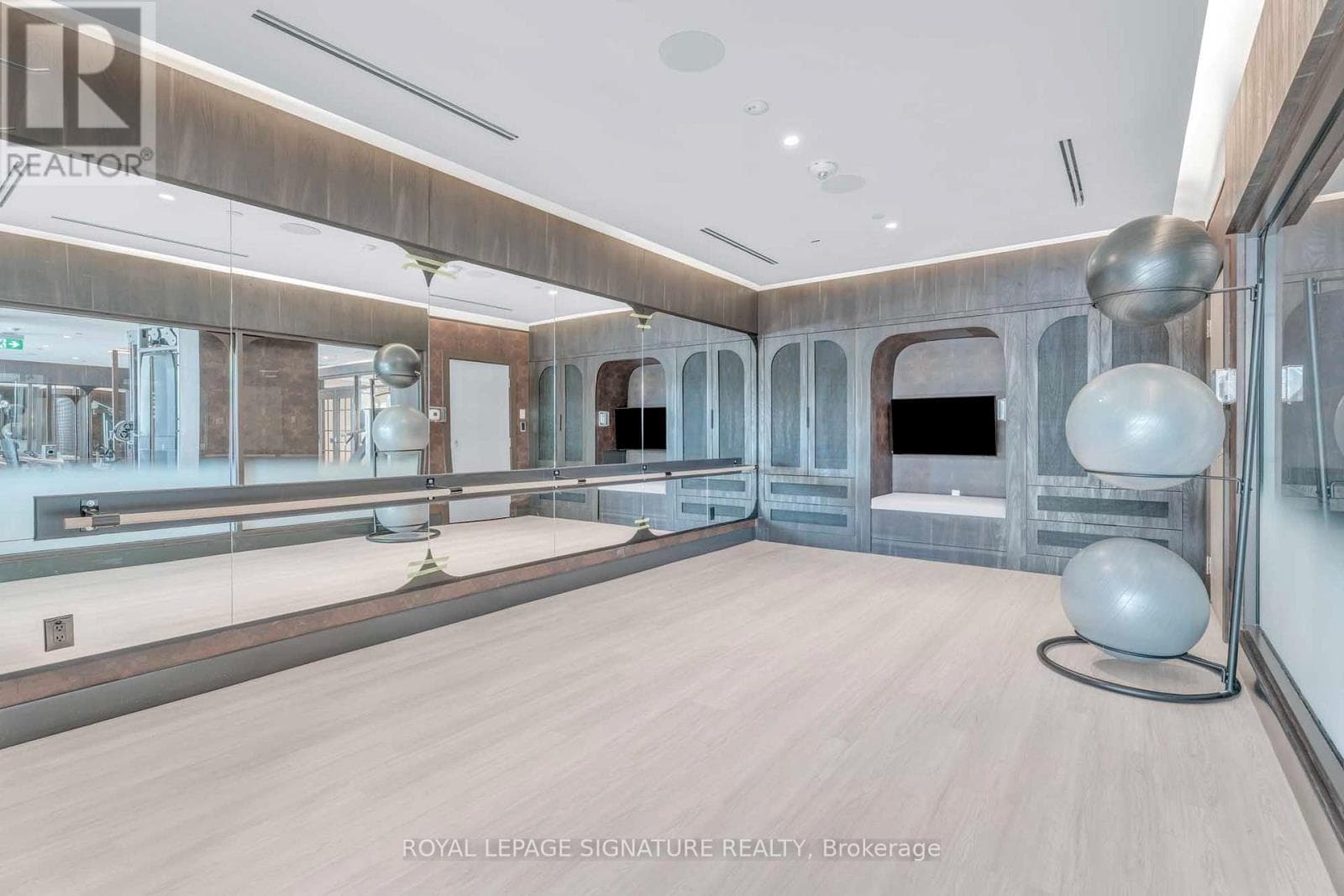 Markham (Royal Orchard) — Markham (Royal Orchard) - Main photo