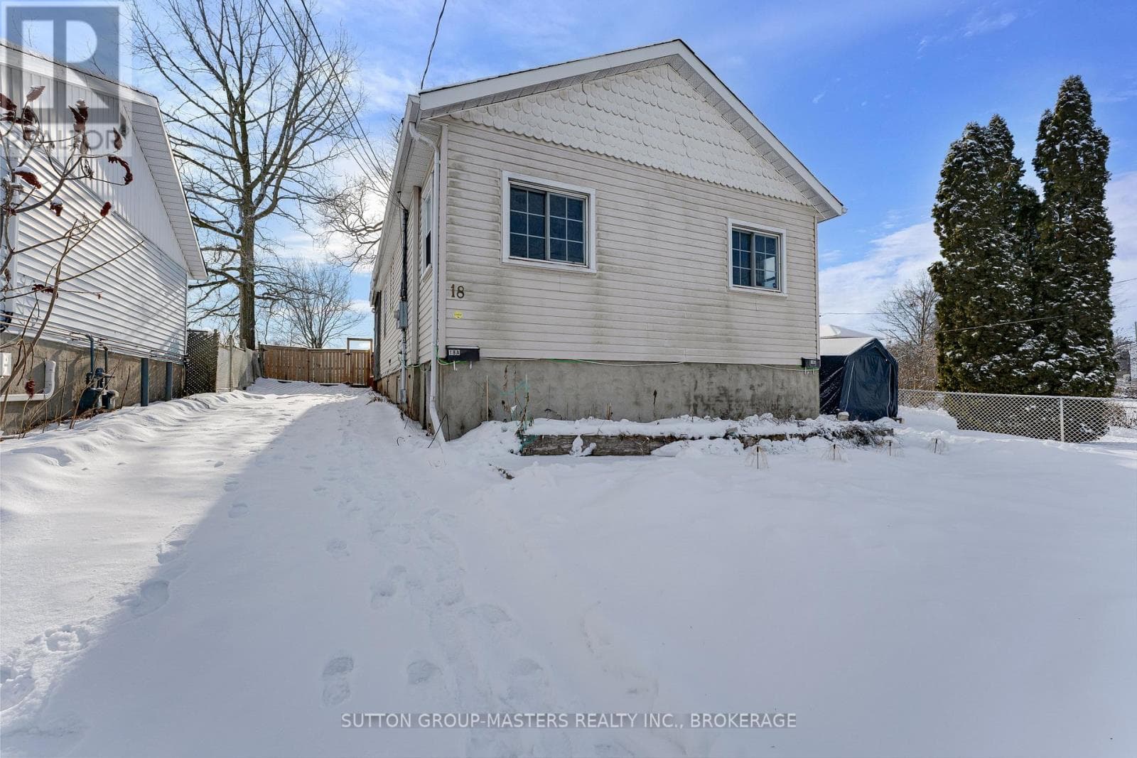 18 GREER STREET — Kingston (Rideau), Ontario - Main photo
