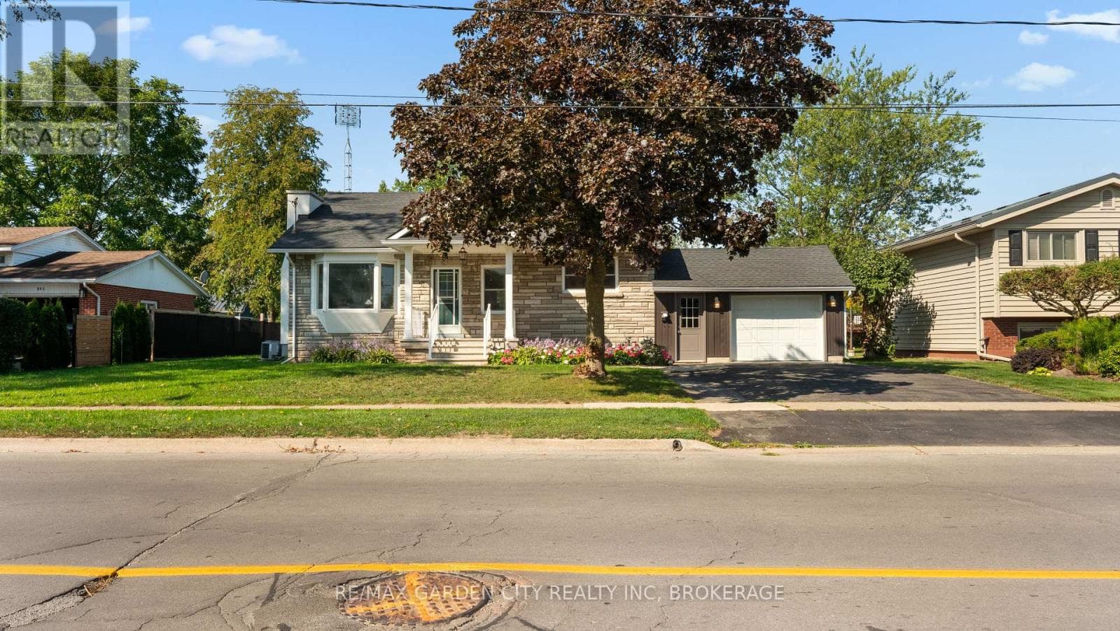 611 CLARE AVENUE — Welland (N. Welland), Ontario - Main photo