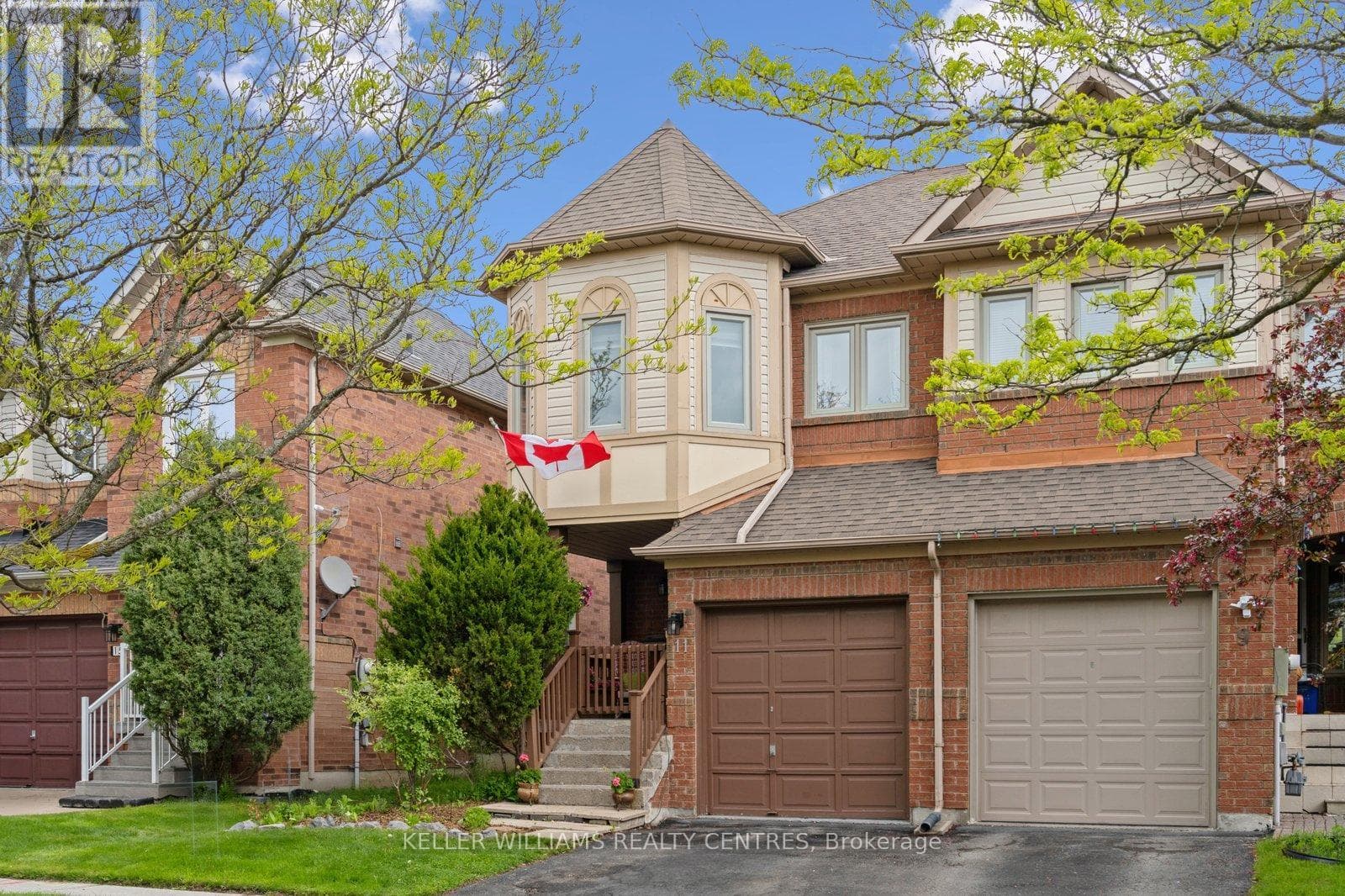 11 SNEDDEN AVENUE — Aurora (Bayview Wellington), Ontario - Main photo