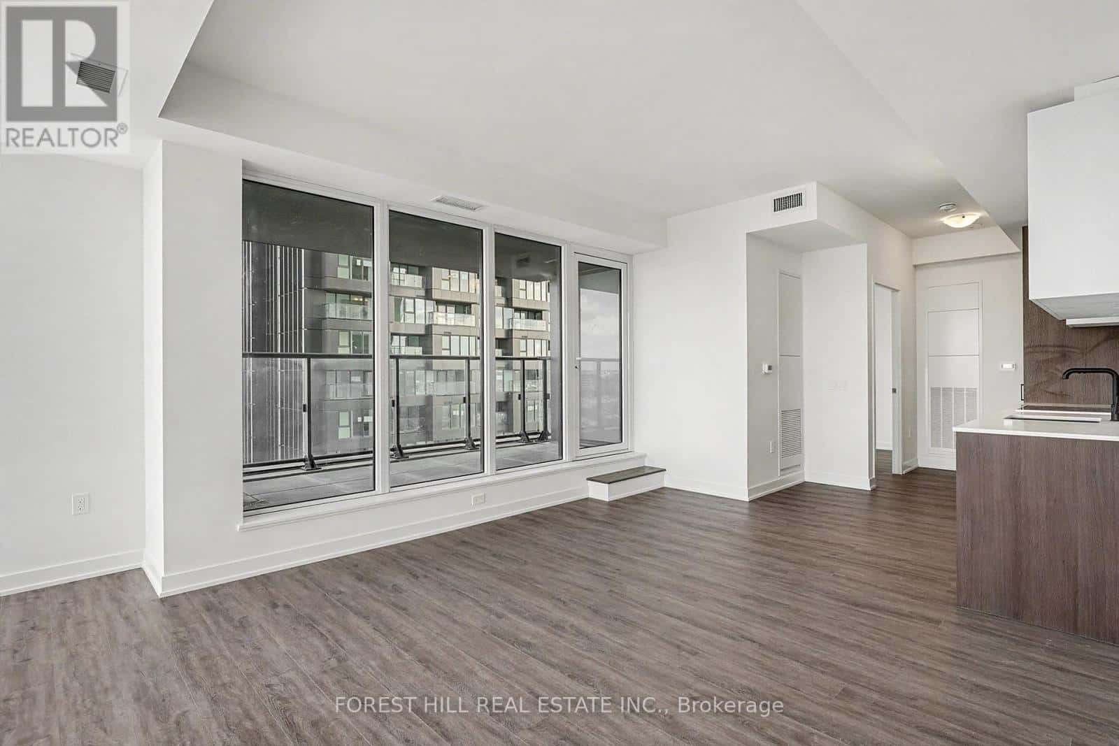 1619 - 1 QUARRINGTON LANE — Toronto (Banbury-Don Mills) - Photo 5 of 15