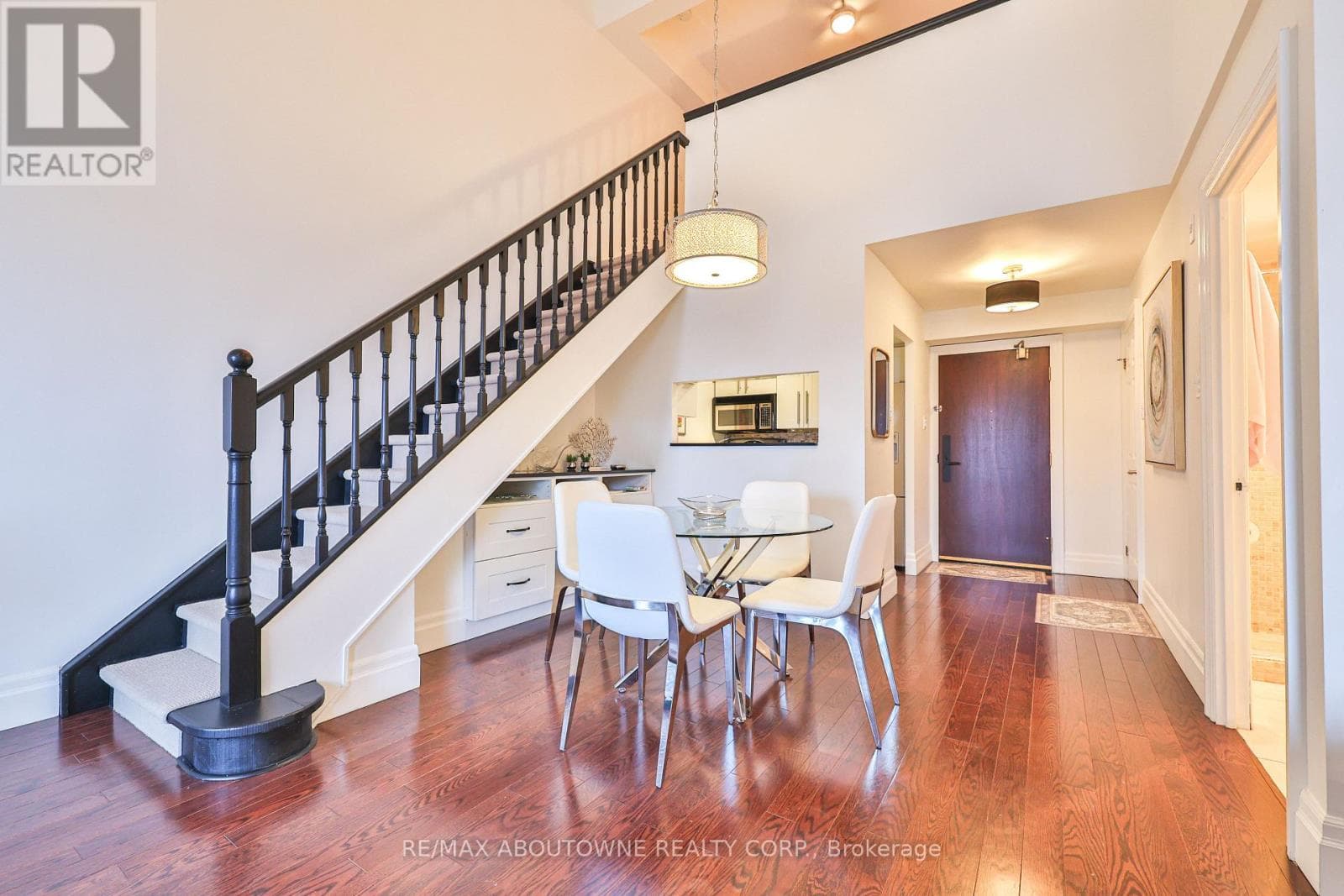 404 - 185 ROBINSON STREET — Oakville (OO Old Oakville), Ontario - Main photo