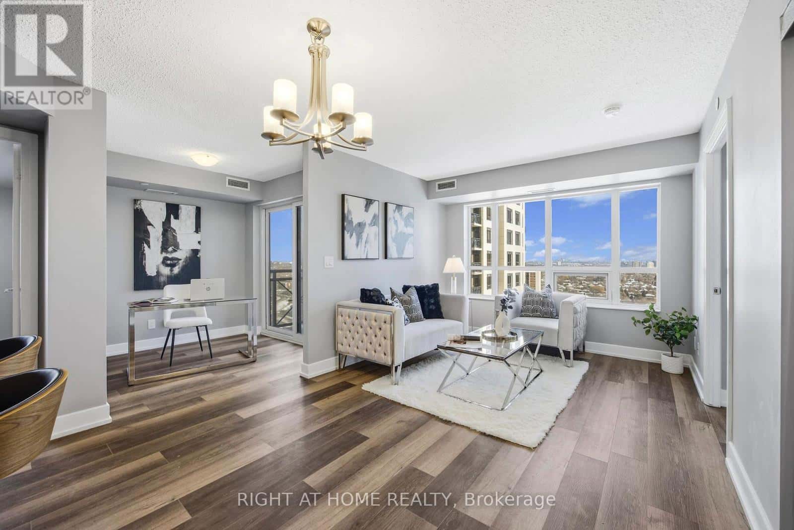 2103 - 6 EVA ROAD — Toronto (Etobicoke West Mall), Ontario - Photo 5 of 27