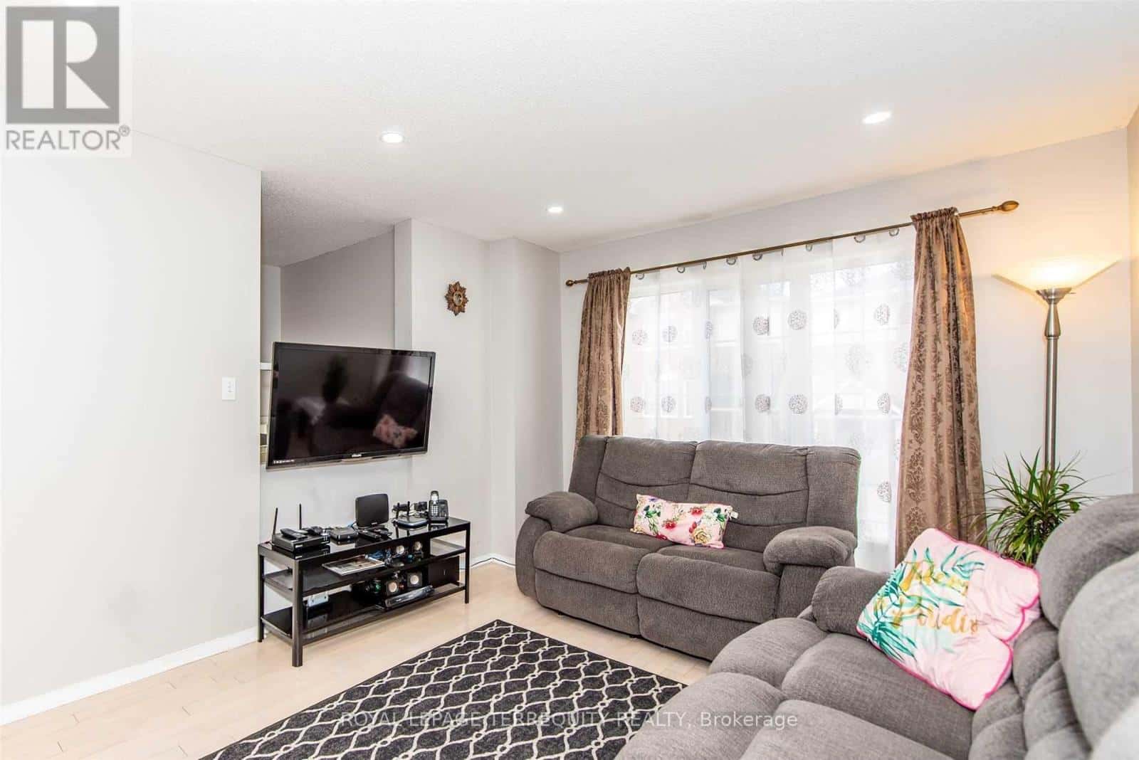 Mississauga (East Credit) — Mississauga (East Credit) - Photo 4 of 20