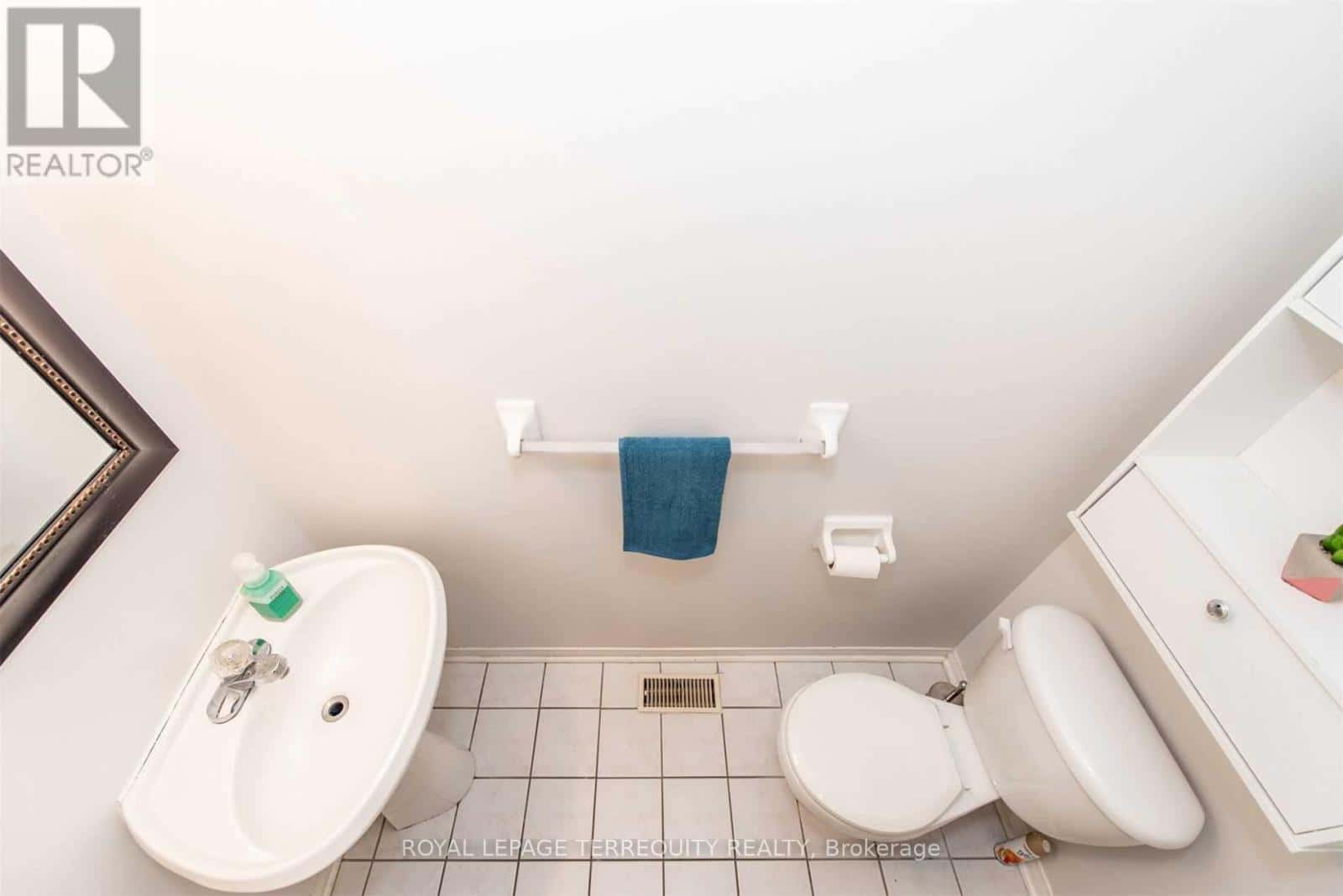 Mississauga (East Credit) — Mississauga (East Credit) - Photo 5 of 20