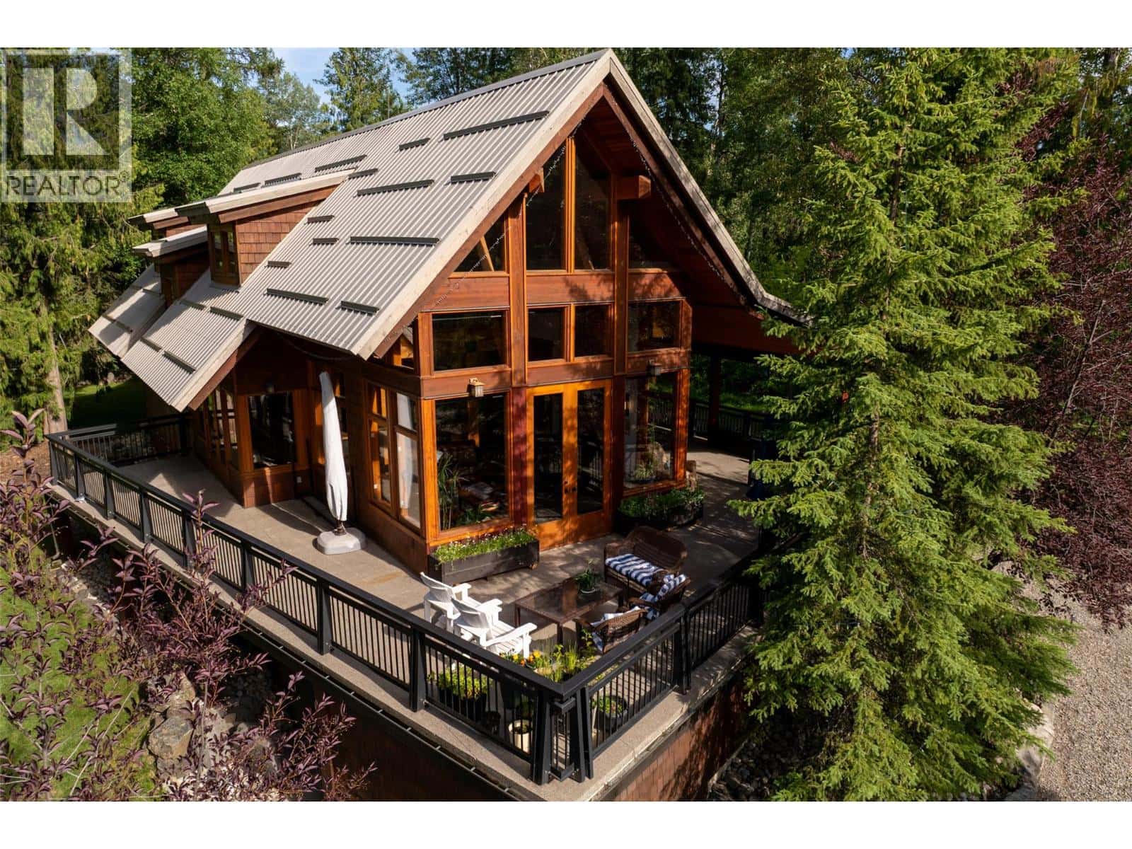 20 Alpine Trails Crescent — Fernie, British Columbia - Photo 2 of 77