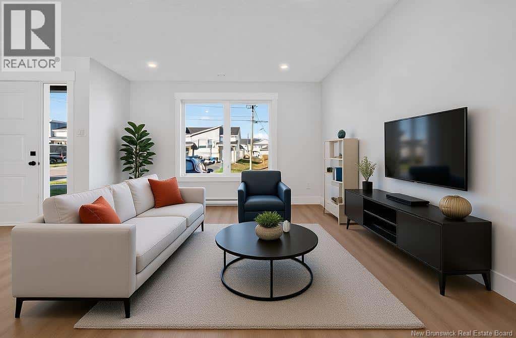 114 Ernest Street — Dieppe, New Brunswick - Photo 4 of 50